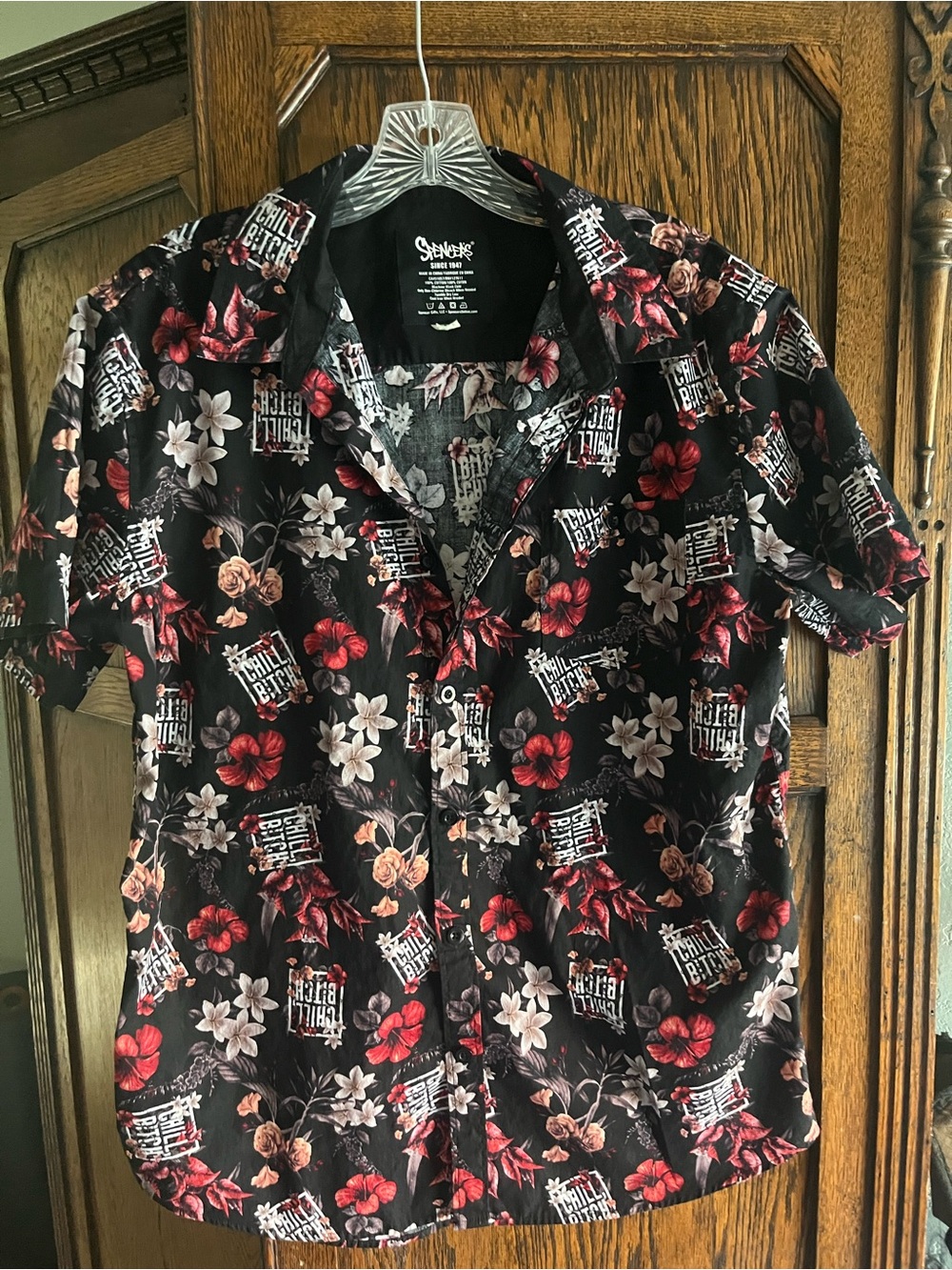 Spencer’s short sleeve button down shirt Chill size small